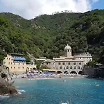 Albachiara Bed & Breakfast 4*